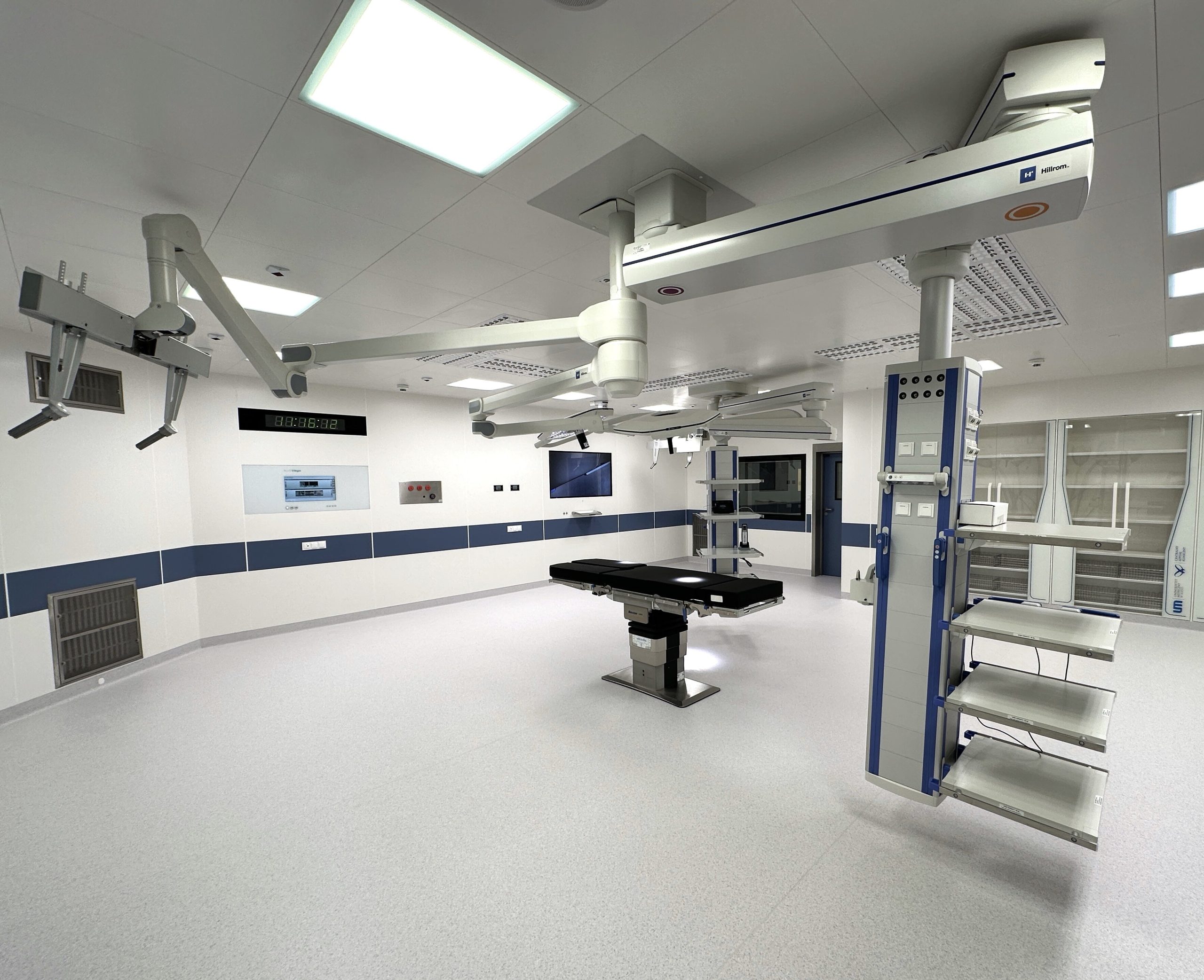 Uniwersytet Medyczny w Łodzi sala operacyjna stół operacyjny